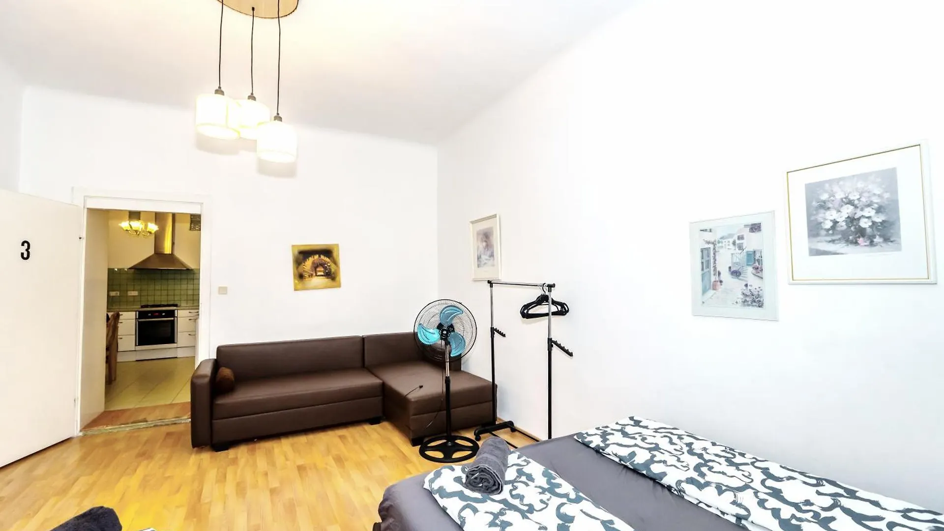 Family Apartments Near Schoenbrunn Palace Hl Vienna Austria