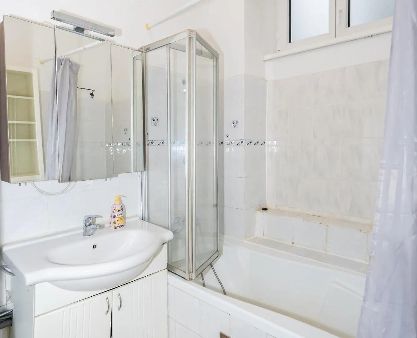 Family Apartments Near Schoenbrunn Palace Hl Vienna