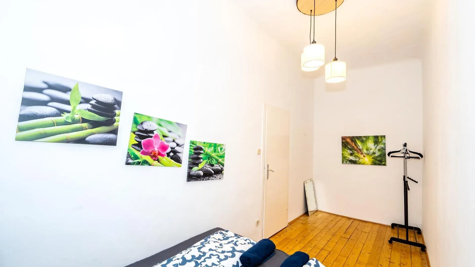 Family Apartments Near Schoenbrunn Palace Hl Vienna Austria