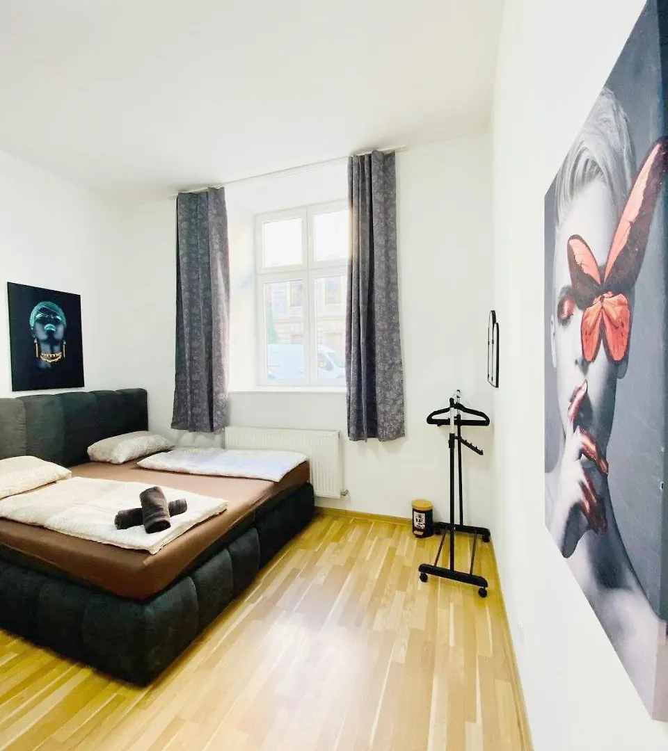 Family Apartments Near Schoenbrunn Palace Hl Vienna